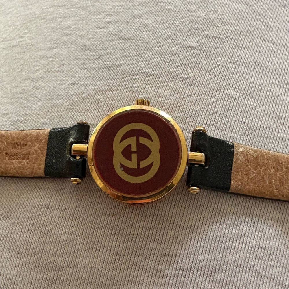 Gucci vintage ladies watch